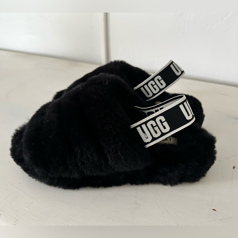 Women’s black UGG slippers